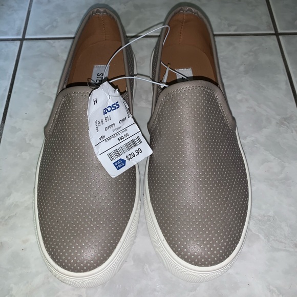 Steve Madden Shoes - Picture 3 of 8